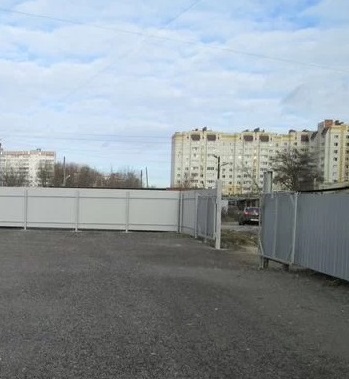 Сдаю зем. участок на 1 линии Московского ш. Под торговлю
